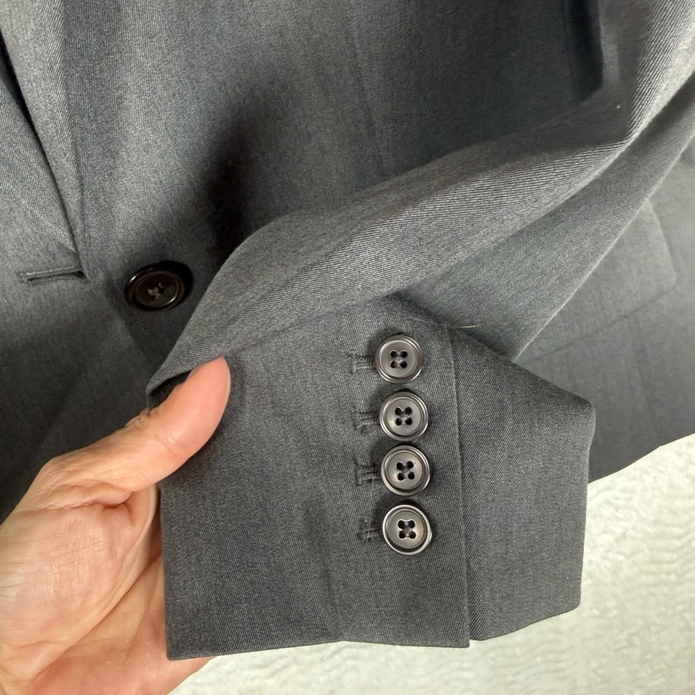 Anne Klein Charcoal Blazer. Size 16. Beautiful Blazer